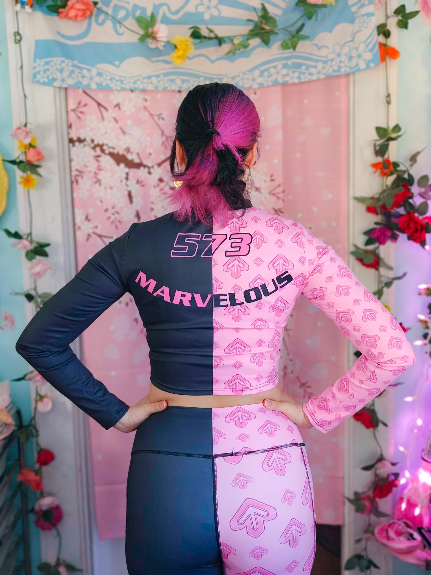 Marvelous Long Sleeve Keyhole Crop Top
